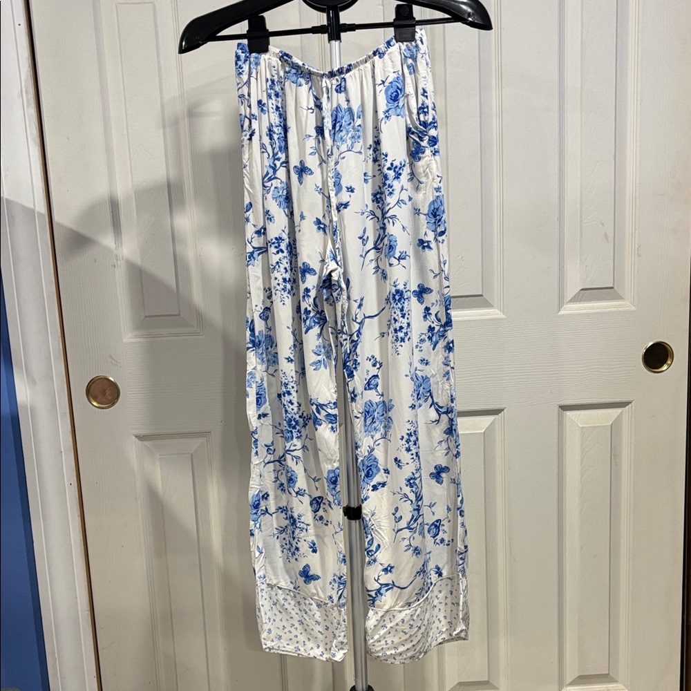 Primark White and Blue Floral Pajama Pants